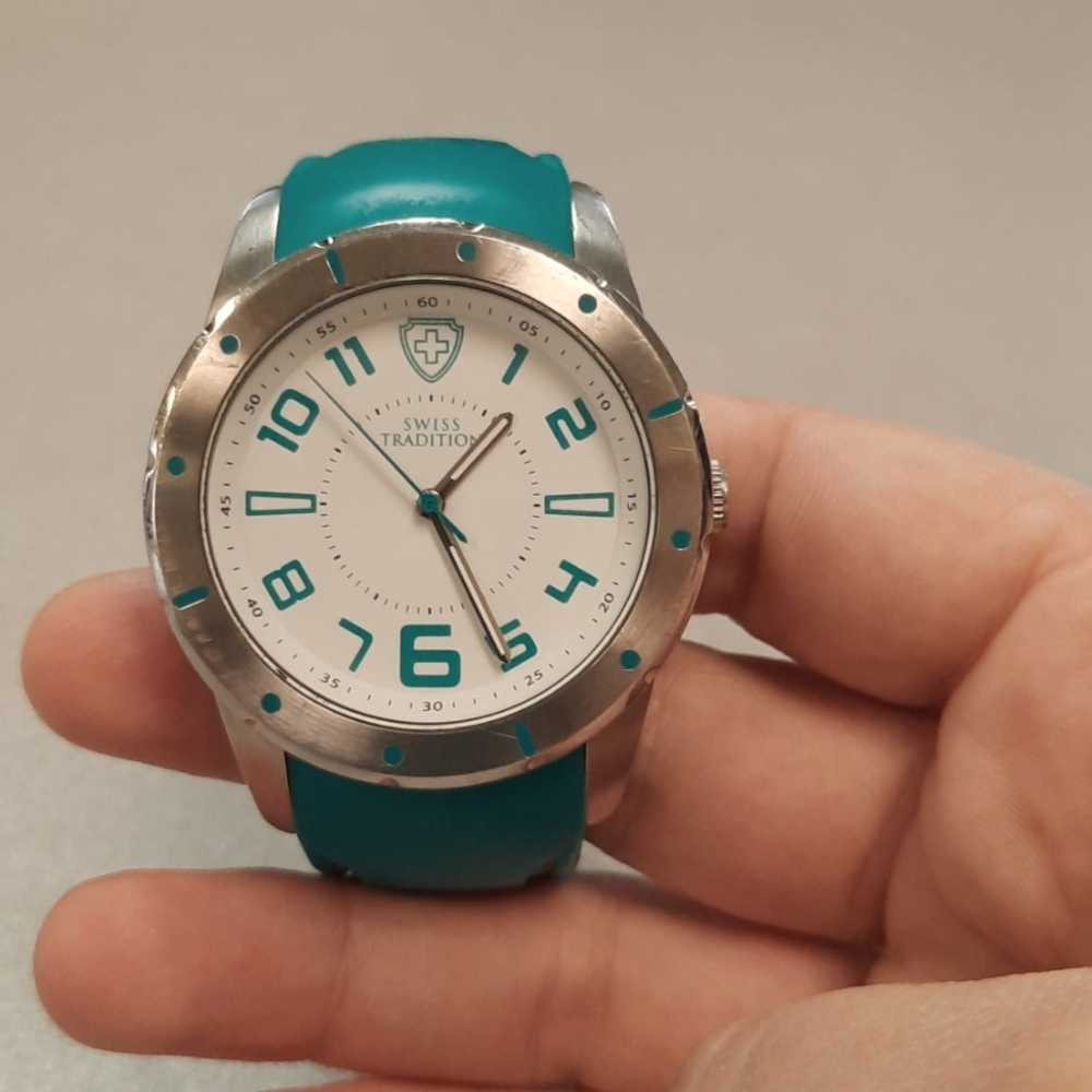 Watch unisex Swiss traditional